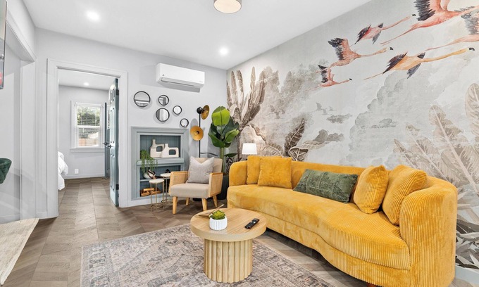 Monrovia House | Luxe Haven Retreat