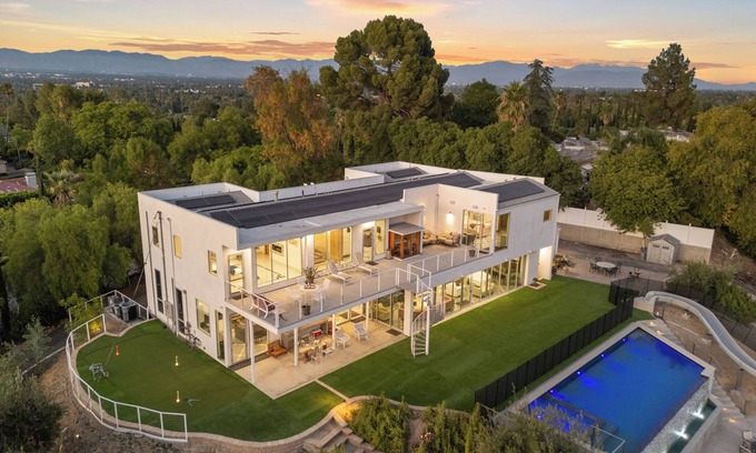 Woodland Hills Villa | Luxe LA Escape w/Pool, Views & Game Room | Alta Vista Estate by AvantStay