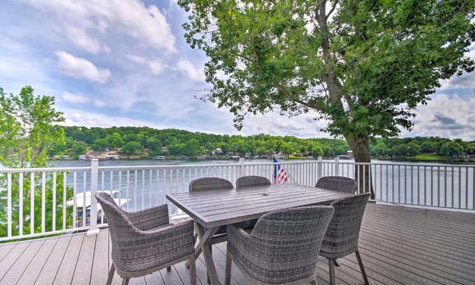 Gravois Mills House | Luxe Lake Ozarks Getaway with Private Boat Dock