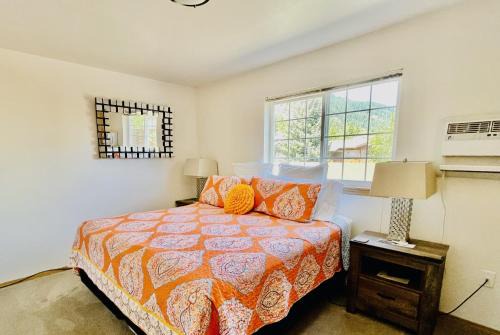 Downtown Leavenworth House | Luxe Leavenworth Cottage