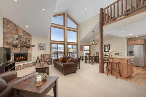 Pole Creek House | Luxe MTN Escape 15 min to Winter Park Base