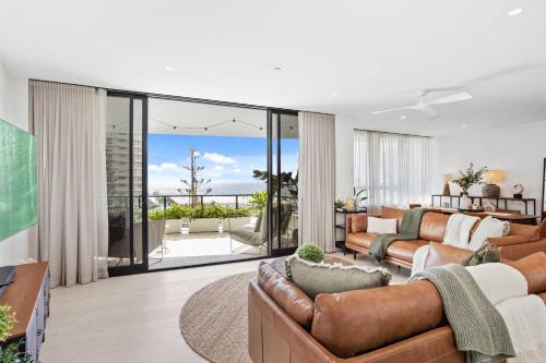 Palm Beach Apartment | Luxe Oceanview Apartment in Palm Beach