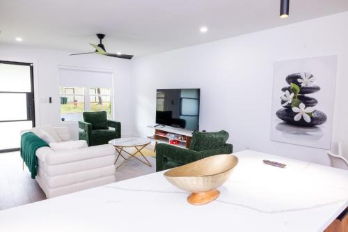 Windsor Park House | Luxe Retreat, Modern Gem with Private Backyard Oasis