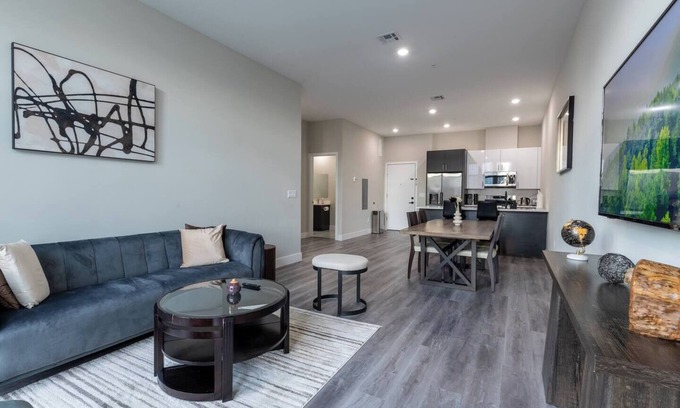 The Heights Apartment | Luxe Suite by NYC w Rooftop & Parking on Premises