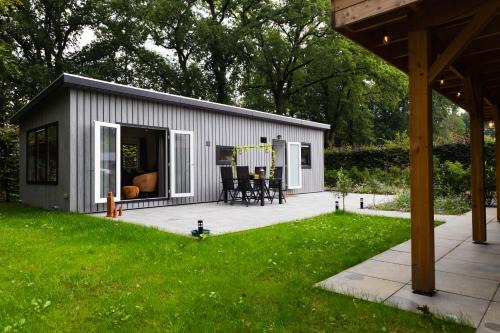 Epe Ski Chalet | Luxe vakantiechalet met royale tuin op de Veluwe