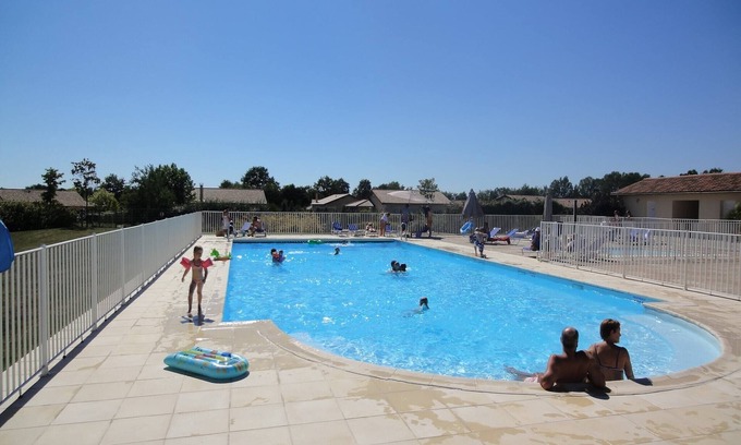 Les Forges Villa | Luxe villa in Les Forges with BBQ Garden