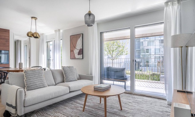 Wiedikon Apartment | Luxe Wiedikon 2BR w/Storage & W/D, nr Market, by Blueground
