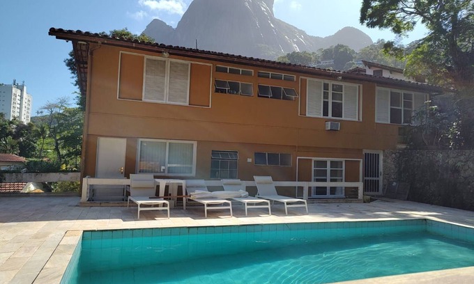 Sao Conrado House | LUXOBRASIL #RJ762 House São Conrado Event and Lodging 03 Rooms Seasonal Rent