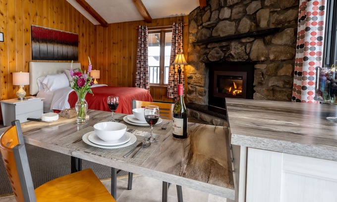Sainte-Agathe-des-Monts Ski Chalet | Luxurious for 2