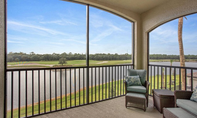 Braden River Condo | Luxurious 2/bed, 2/bath condo in beautiful golf community