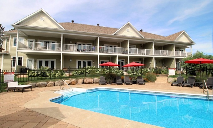 Bromont Condo | Luxurious 3 bedroom condo. 2 minutes from beautiful Mont Bromont. CITQ#248275