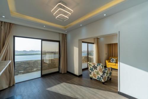 As-Sajil Apartment | Luxurious 320m2 BalconyView Nile