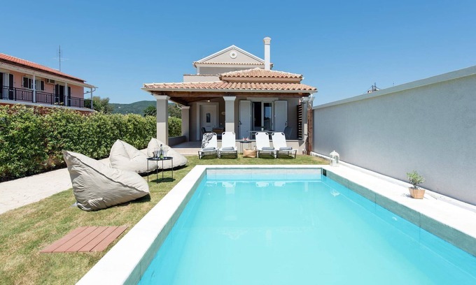 Ag. Georgios Villa | Luxurious Agios Georgios Villa | Private Pool | Villa Spyridoula | Beach.