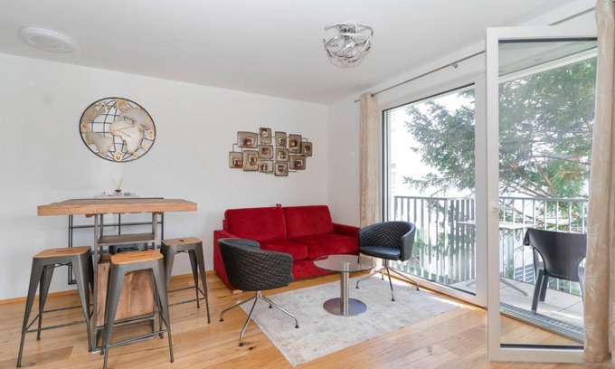 Grinzing Apartment | Luxurious apartment with big balcony near city center