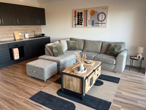 Wick House | Luxurious Cabin NC500 - Thrumster Lodges