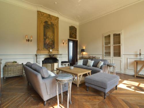 Marchin House | Luxurious castle in Marchin with infrared sauna