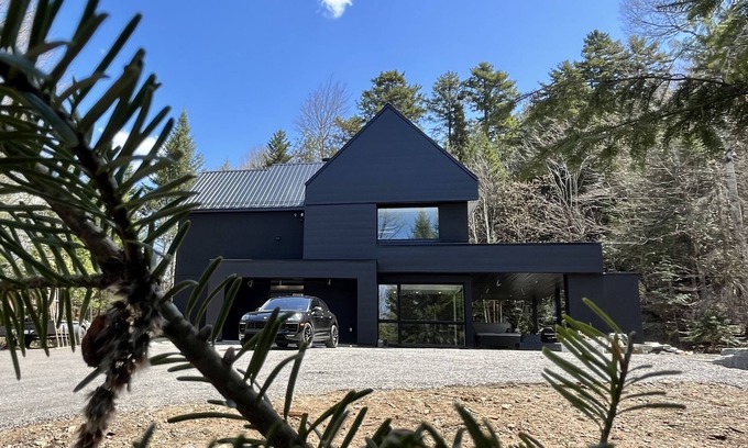 Lac-Superieur Ski Chalet | Luxurious cottage 20 min from Tremblant