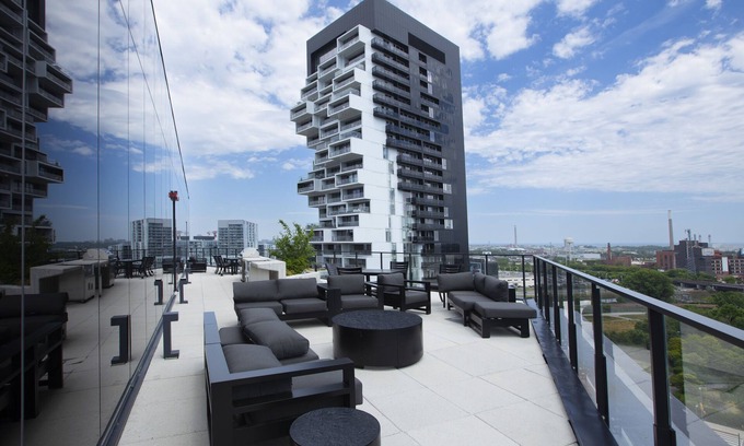 West Don Lands Condo | Luxurious Downtown 2 bedroom, 2 bathroom with free parking