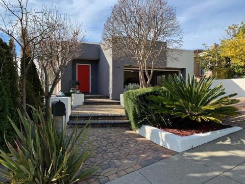 Piedmont House | Luxurious Hillside Home Wac & Gorgeous Sf Views!