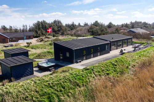 Lodbjerg Hede House | Luxurious Holiday Home With Sauna And 5-Person Outdoor Spa -1018