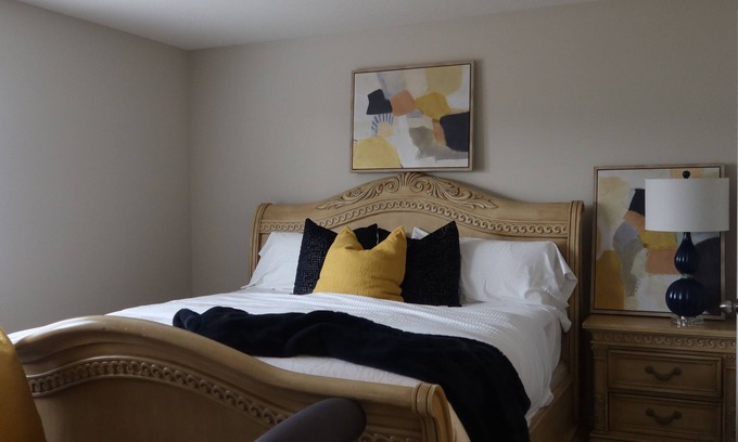 Centre Wellington House | Luxurious home for retreat - 5 minutes to Elora, 15 minutes to Guelph