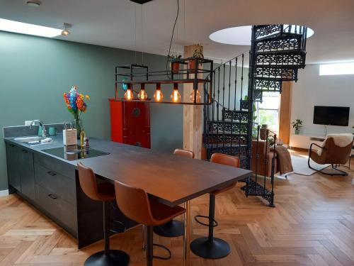 Municipality of Oostzaan Apartment | Luxurious house close to the center of Amsterdam