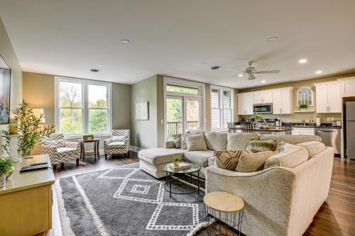 Akron Apartment | Luxurious Litfin Loft - Walk to Main St Akron