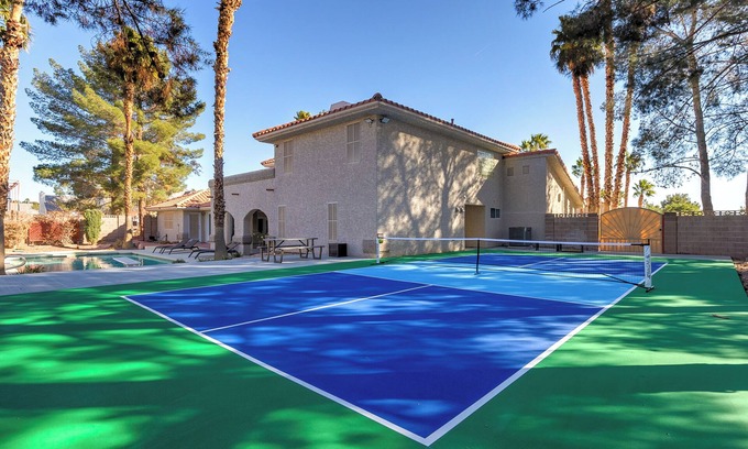 Spring Valley House | Luxurious Mansion Private Pickleball Court, Arcade, & Pool Fits 24 People Max!