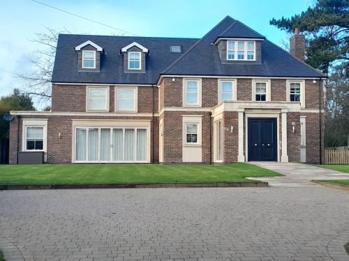 Edwalton House | Luxurious New Build