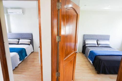 Lucena House | Luxurious Place Cozy Spacious with WIFI near SM Lucena