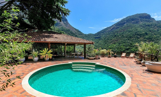 Sao Conrado House | Luxurious Retreat Surrounded by Nature - Sco009