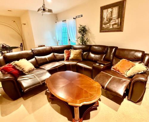 Clifton Apartment | Luxurious spacious apartment with private entrance