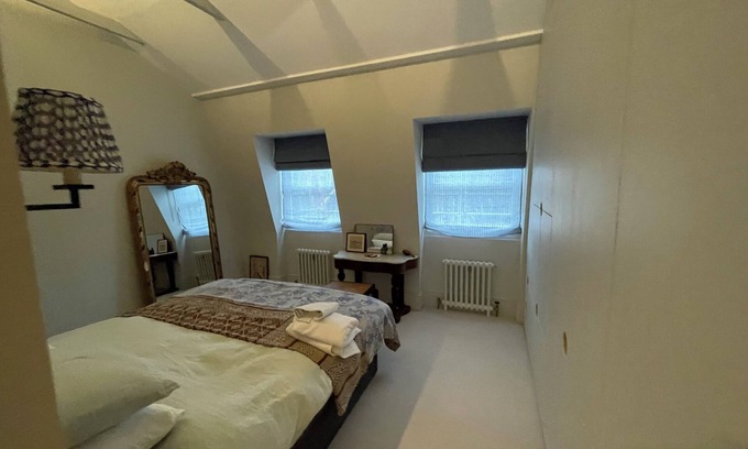 Ferndale House | Luxurious & Unique 3BD House - Brixton
