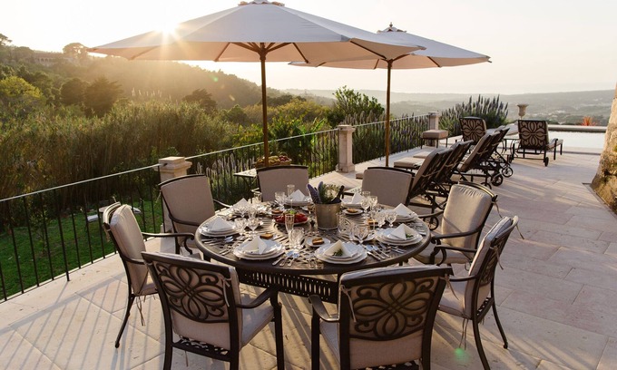 Sintra Cottage | Luxurious Villa with pool, ocean views and seclusion
