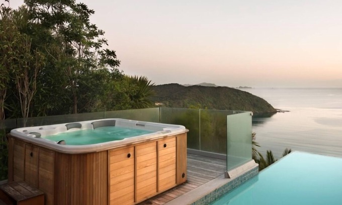 Russell Villa | Luxuriously appointed 5 star holiday home