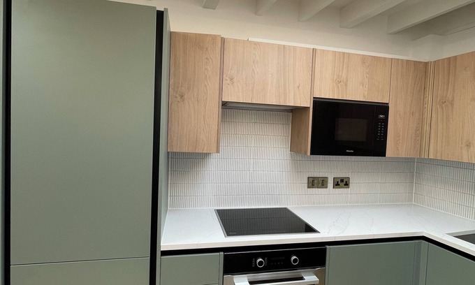 Clapham Apartment | Luxuriously Compact 1BD Eco Home, Clapham Common