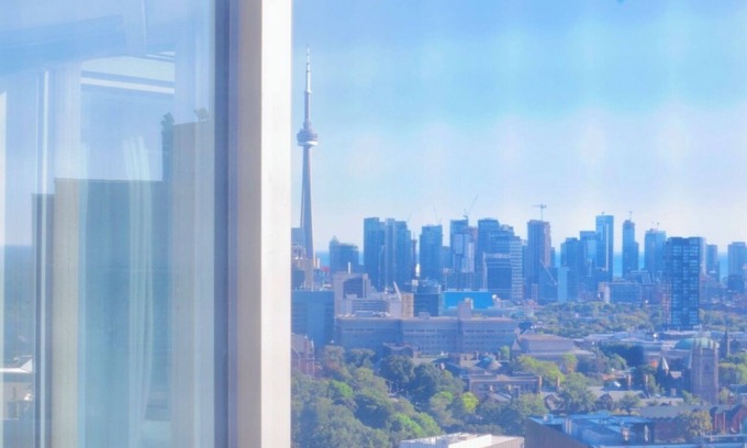 Bloor-Yorkville Condo | Luxury 1+1 bdrm condo in prime posh Yorkville