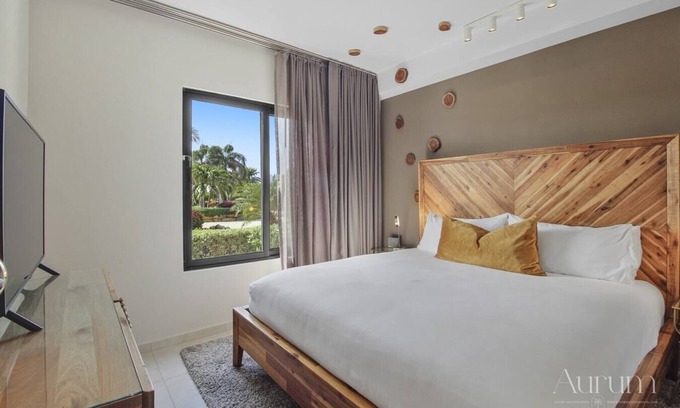 Gold Coast Condo | Luxury 1 bdrm boutique Condo in Gold Coast -Malmok