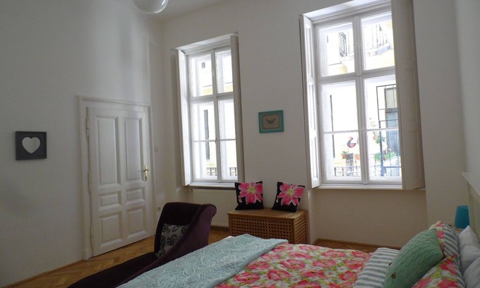 Terezvaros Apartment | Luxury 2 Bed 2 Bath Apartment, Sleeps 4, Central Budapest, Andrassy, Opera