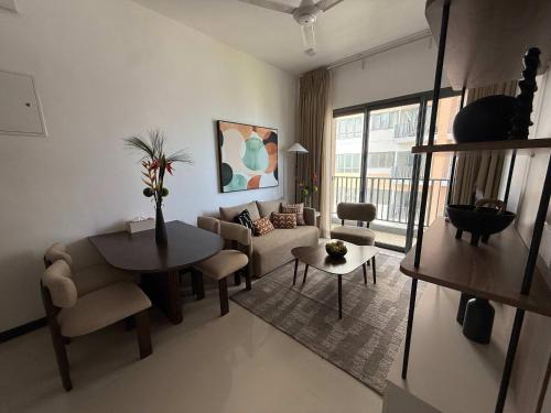 Ibbanwala Apartment | Luxury 2 Bed 2 Bath at Trizen by Resident Villas