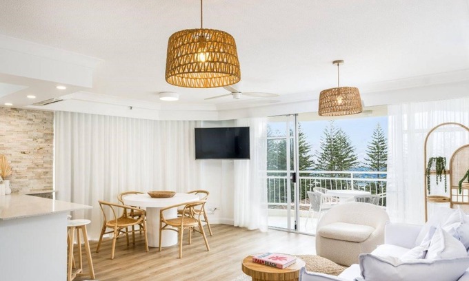 Burleigh Heads Apartment | Luxury 2-Bedroom Coastal Haven 150 meters from the iconic Burleigh Beach