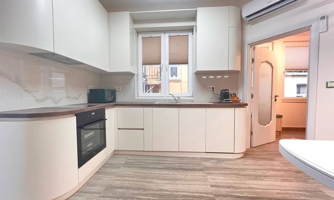 Varna City Centre Apartment | Luxury 2-Bedroom Residence in the Heart of Varna!