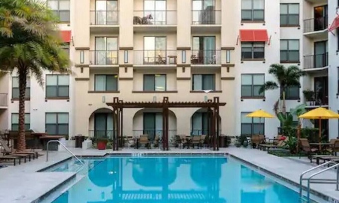 Channel District Apartment | luxury-2BD-IN Channelside tampa-3BED