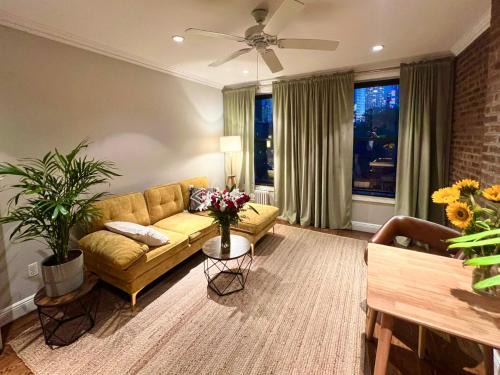 Hell's Kitchen Apartment | Luxury 2BD Unit in Midtown West