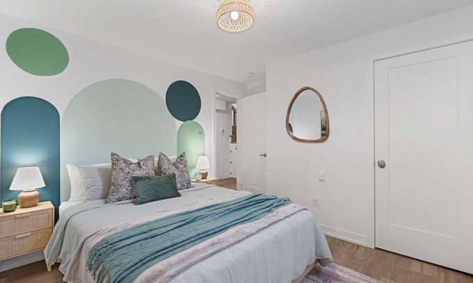 Louth Apartment | Luxury 2BR/2BTH Suite | 5 Mins to The Falls | Stylish & Spacious | Sleeps 5