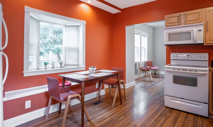 Old North Columbus Other | Luxury 3 Bedroom 2Bath King Lovely OSU Central