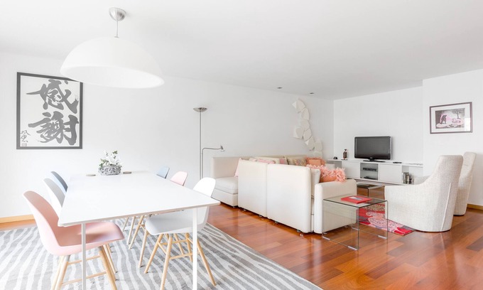 Centro / Baixa Apartment | Luxury 3 Bedroom Apartment in Historical City Center