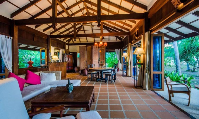 Nuea Khlong Villa | Luxury 3 Bedroom Villa Baan Raj !!