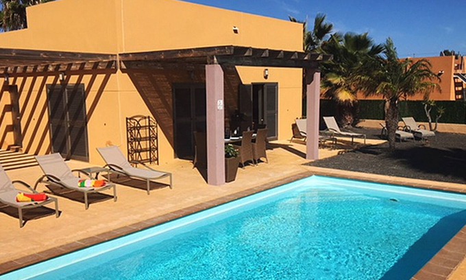 Costa de Antigua Villa | Luxury 3Bed Villa, Large Heated Pool, Wifi, Sun Terrace, Sea & Golf Course Views
