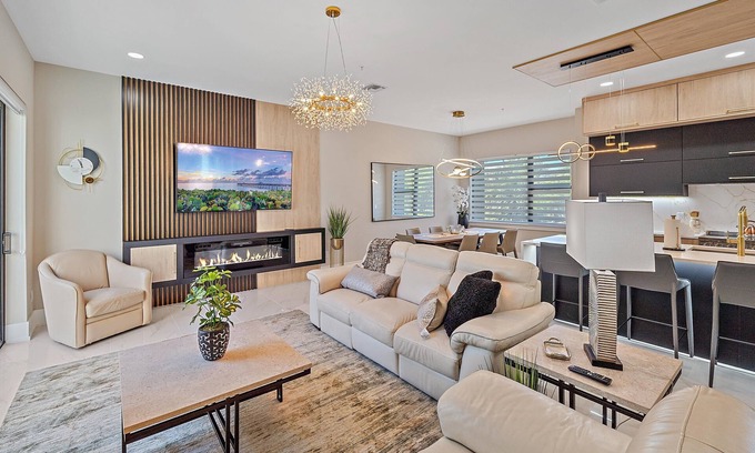 Downtown House | Luxury 3BR Townhouse w/Elevator & Rooftop | Walk to Downtown